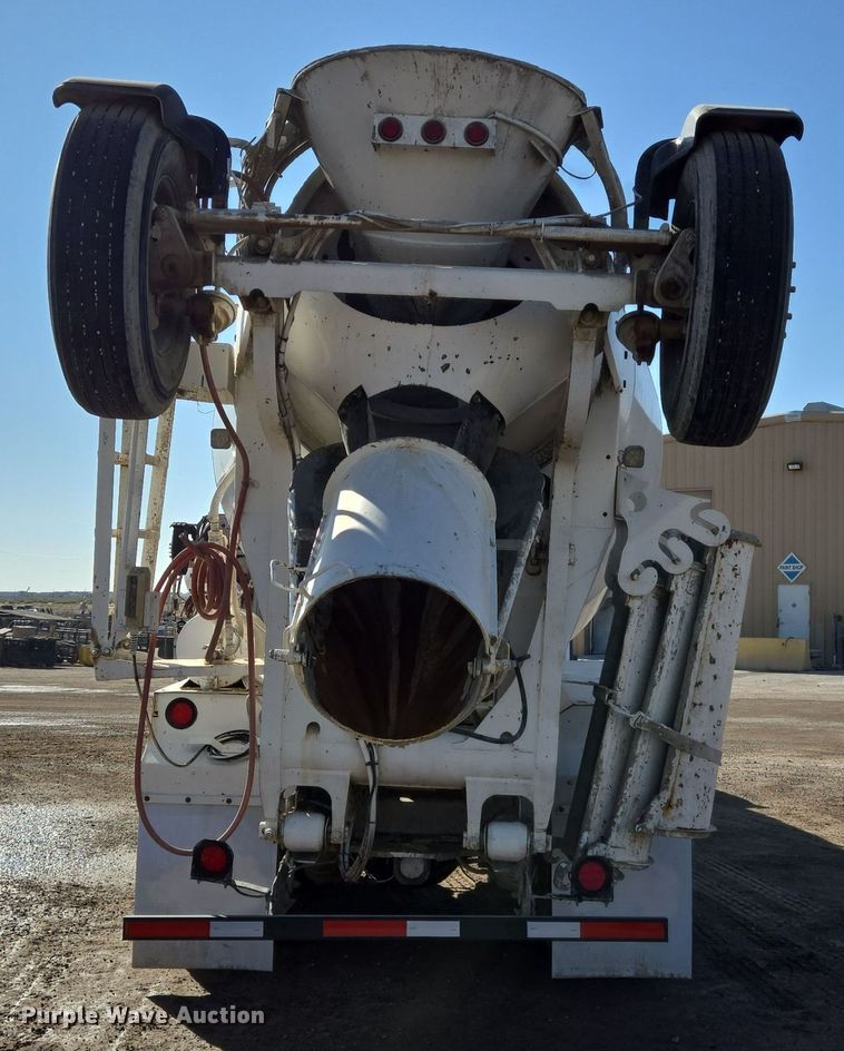 image for item DO2509 2006 Kenworth W900 ready mix truck