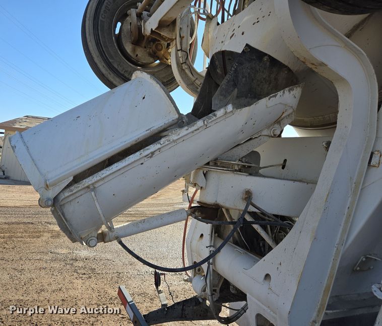 image for item DO2509 2006 Kenworth W900 ready mix truck