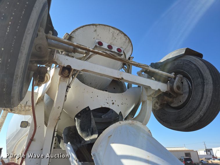 image for item DO2509 2006 Kenworth W900 ready mix truck