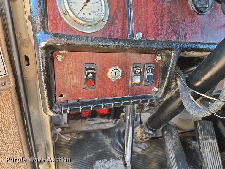 image for item DO2509 2006 Kenworth W900 ready mix truck