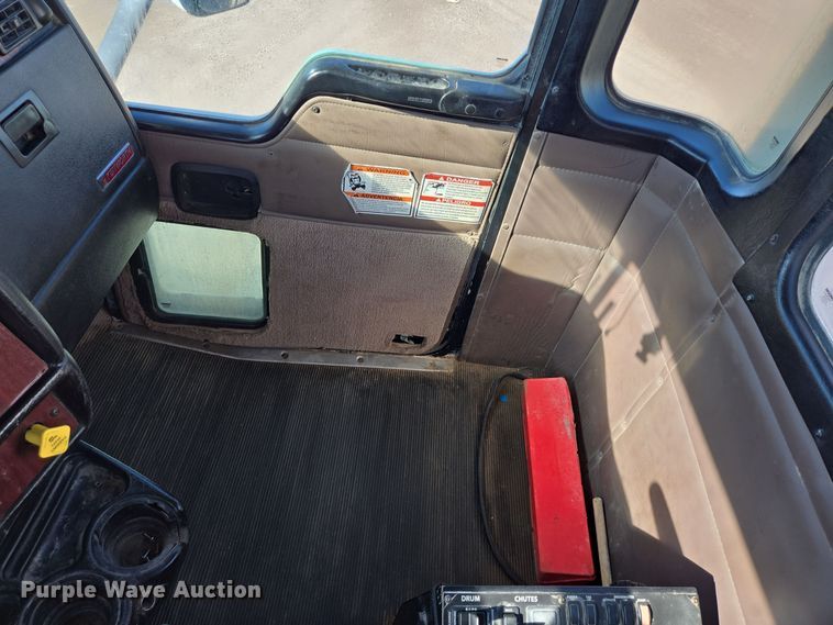 image for item DO2509 2006 Kenworth W900 ready mix truck