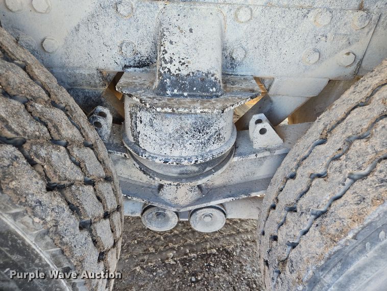 image for item DO2509 2006 Kenworth W900 ready mix truck