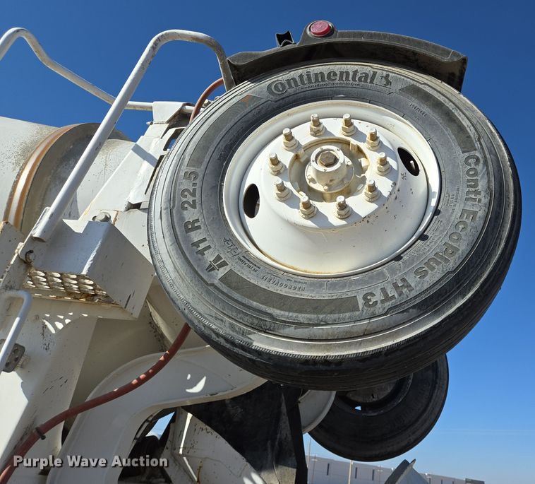 image for item DO2509 2006 Kenworth W900 ready mix truck