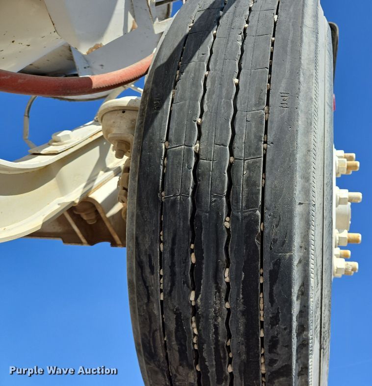 image for item DO2509 2006 Kenworth W900 ready mix truck