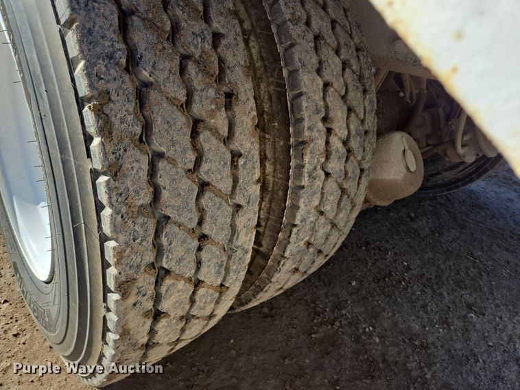 image for item DO2509 2006 Kenworth W900 ready mix truck