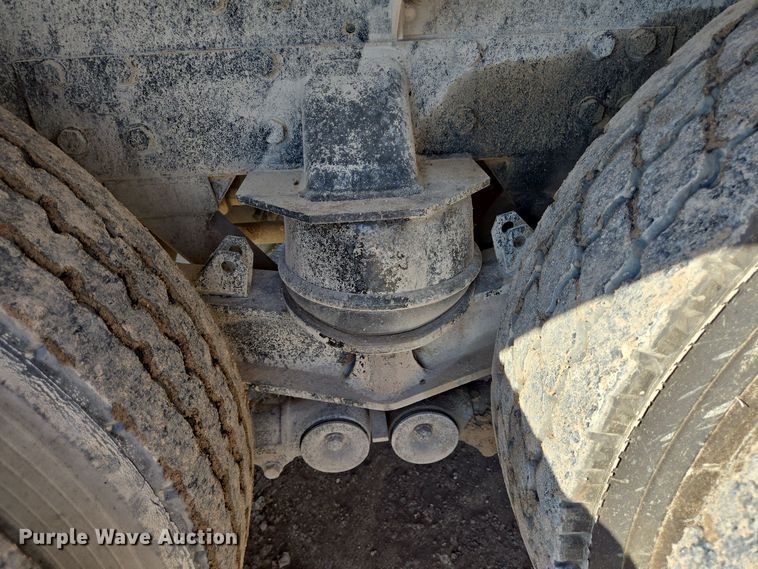 image for item DO2509 2006 Kenworth W900 ready mix truck