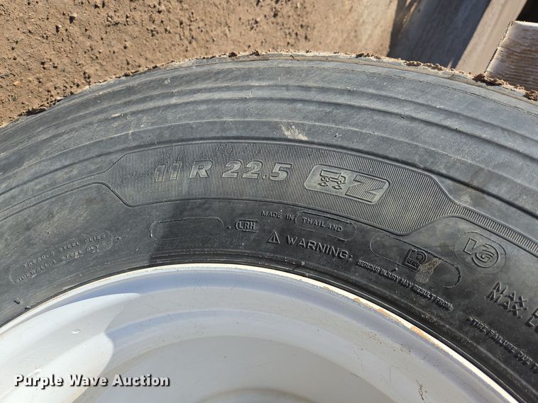 image for item DO2509 2006 Kenworth W900 ready mix truck