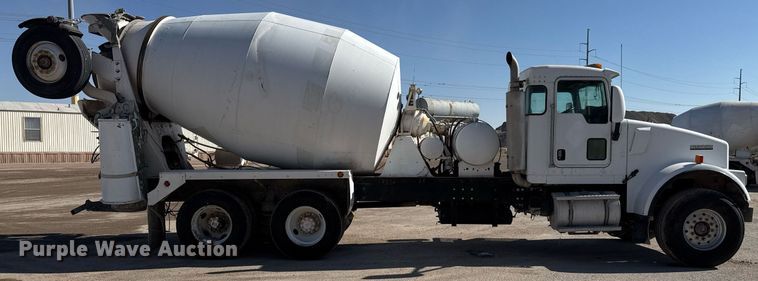 image for item DO2510 2006 Kenworth W900 ready mix truck