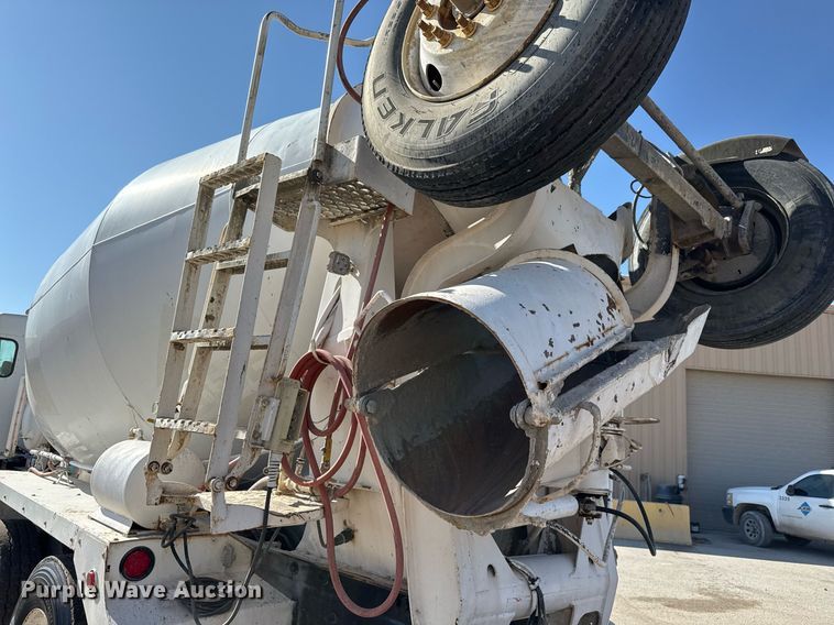 image for item DO2510 2006 Kenworth W900 ready mix truck