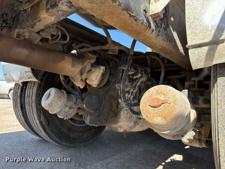 image for item DO2510 2006 Kenworth W900 ready mix truck