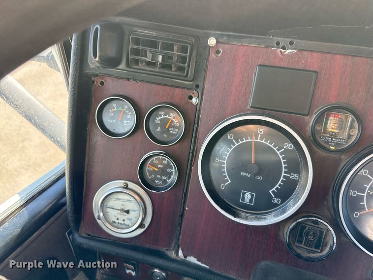 image for item DO2510 2006 Kenworth W900 ready mix truck