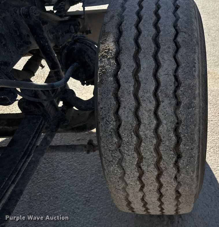 image for item DO2510 2006 Kenworth W900 ready mix truck