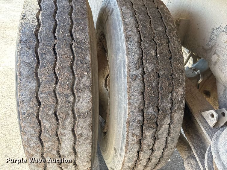 image for item DO2510 2006 Kenworth W900 ready mix truck