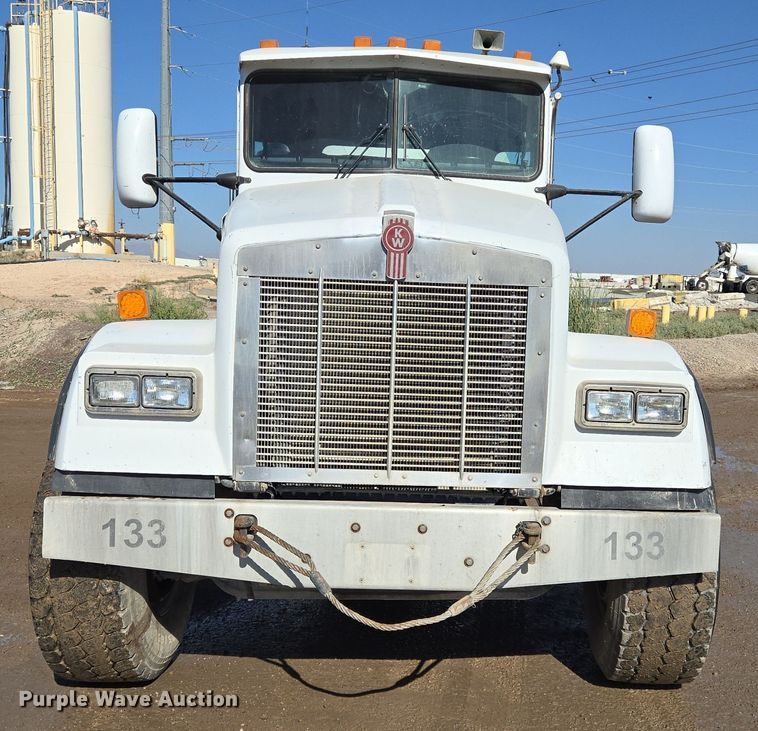 image for item DO2511 2006 Kenworth W900 ready mix truck