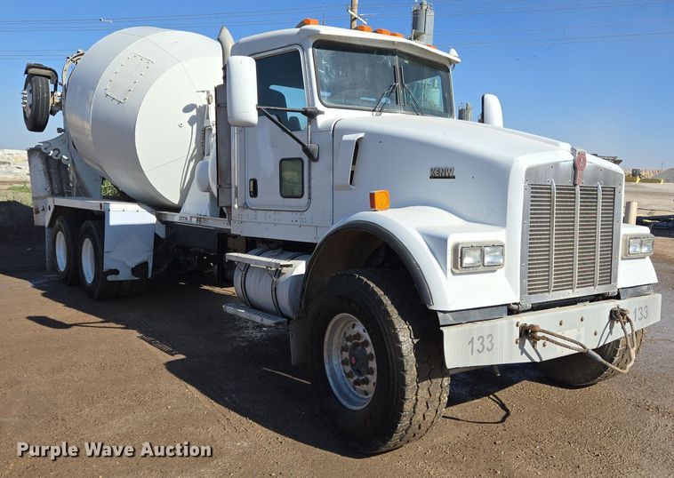 image for item DO2511 2006 Kenworth W900 ready mix truck