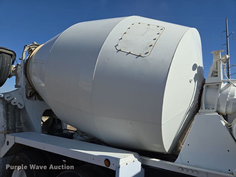 image for item DO2511 2006 Kenworth W900 ready mix truck