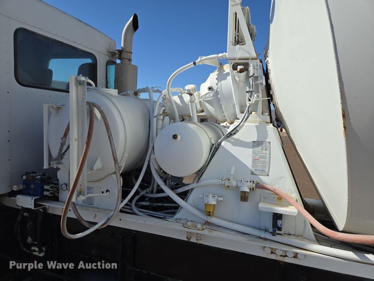 image for item DO2511 2006 Kenworth W900 ready mix truck