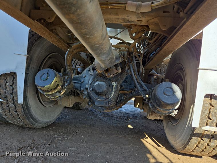 image for item DO2511 2006 Kenworth W900 ready mix truck