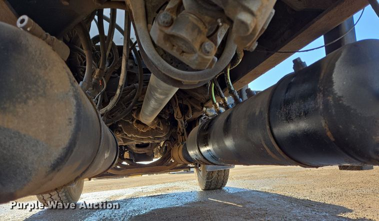 image for item DO2511 2006 Kenworth W900 ready mix truck