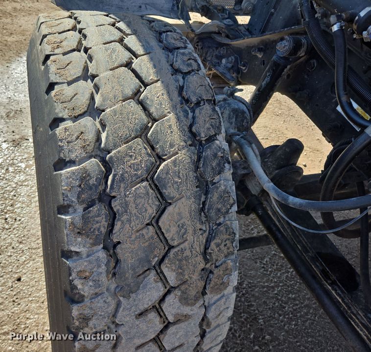 image for item DO2511 2006 Kenworth W900 ready mix truck