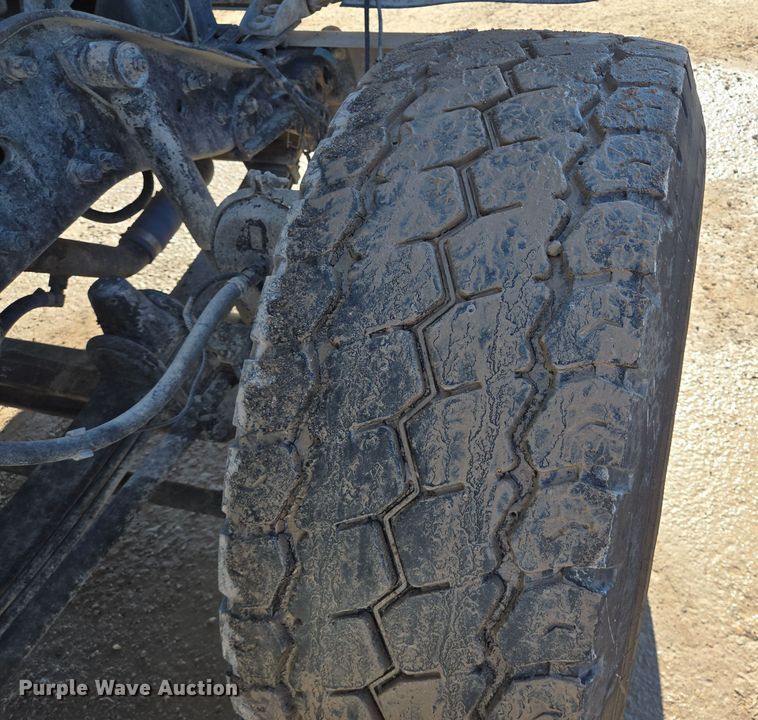 image for item DO2511 2006 Kenworth W900 ready mix truck