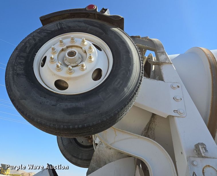 image for item DO2511 2006 Kenworth W900 ready mix truck