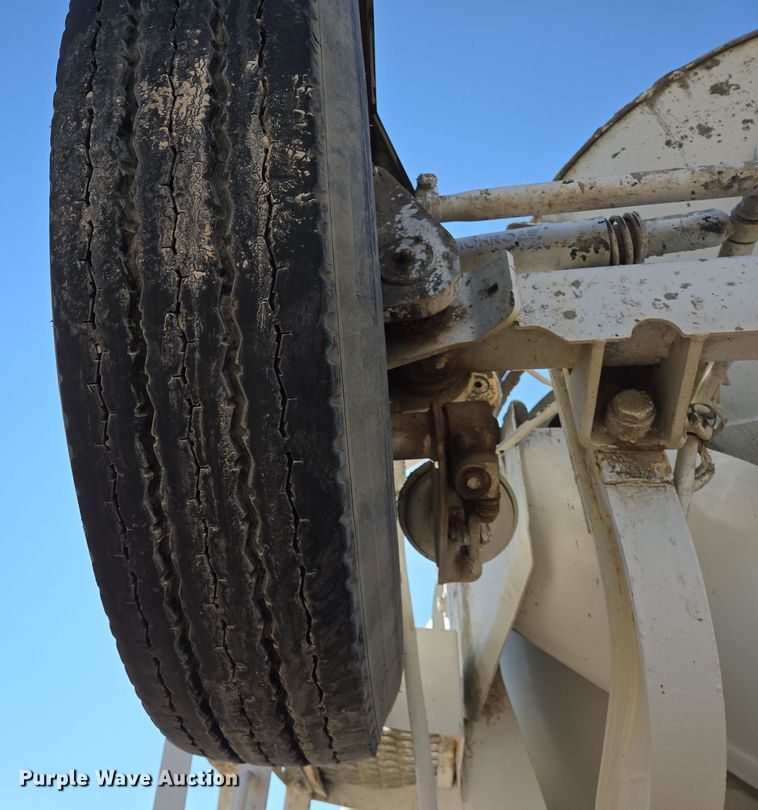 image for item DO2511 2006 Kenworth W900 ready mix truck