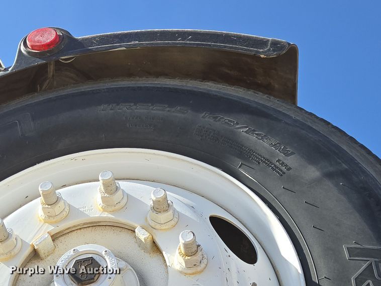 image for item DO2511 2006 Kenworth W900 ready mix truck