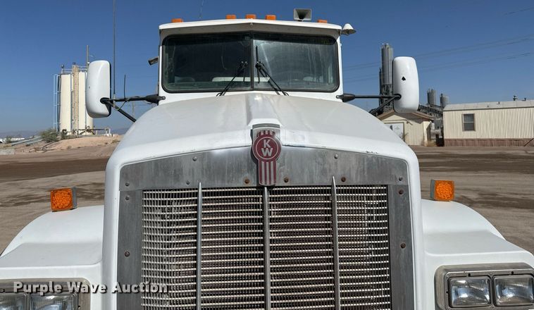 image for item DO2512 2006 Kenworth W900 ready mix truck