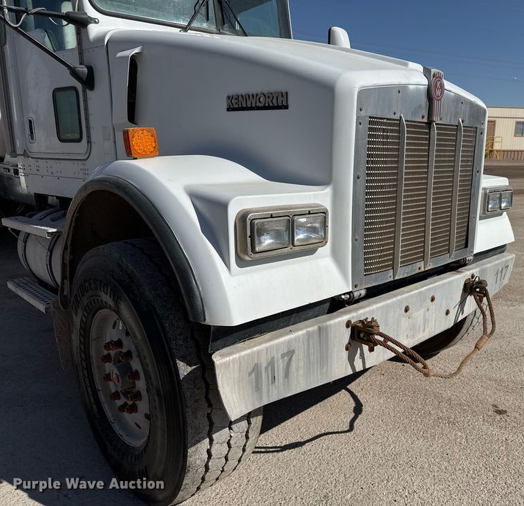 image for item DO2512 2006 Kenworth W900 ready mix truck