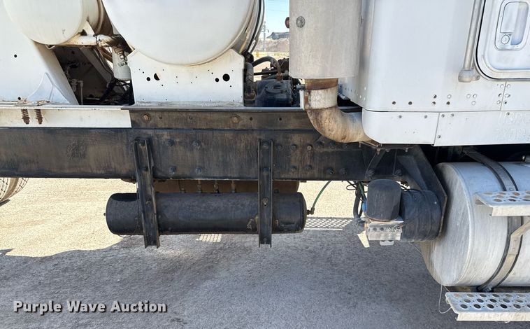 image for item DO2512 2006 Kenworth W900 ready mix truck