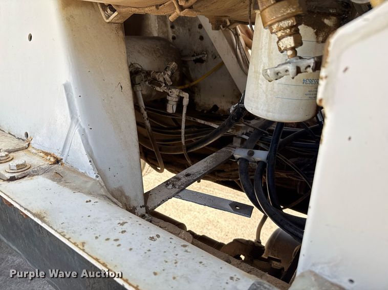 image for item DO2512 2006 Kenworth W900 ready mix truck