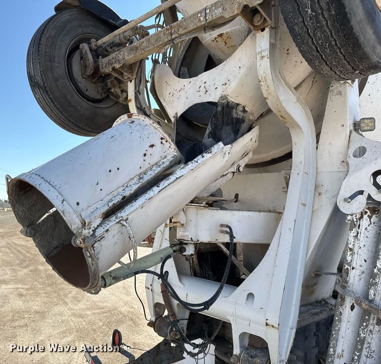 image for item DO2512 2006 Kenworth W900 ready mix truck