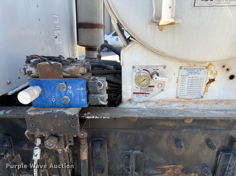 image for item DO2512 2006 Kenworth W900 ready mix truck