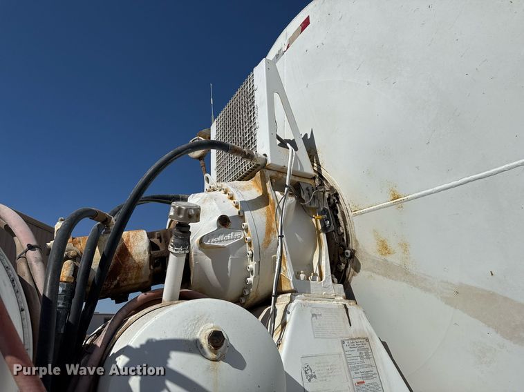 image for item DO2512 2006 Kenworth W900 ready mix truck