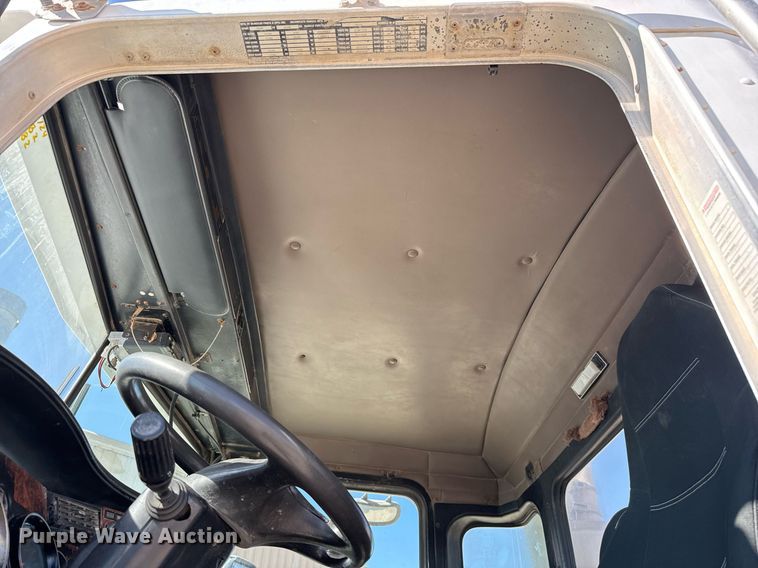 image for item DO2512 2006 Kenworth W900 ready mix truck