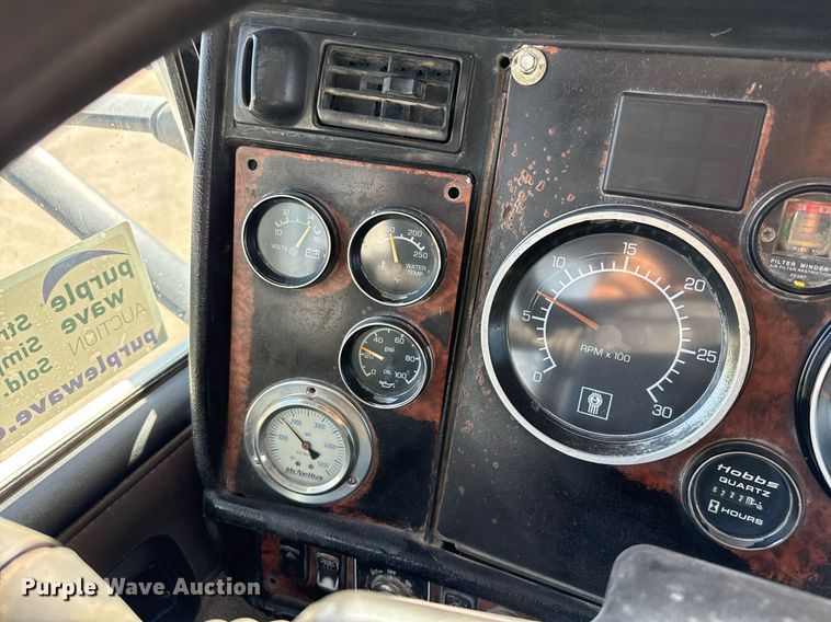 image for item DO2512 2006 Kenworth W900 ready mix truck