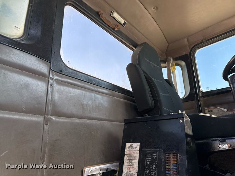 image for item DO2512 2006 Kenworth W900 ready mix truck