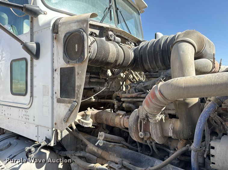 image for item DO2512 2006 Kenworth W900 ready mix truck