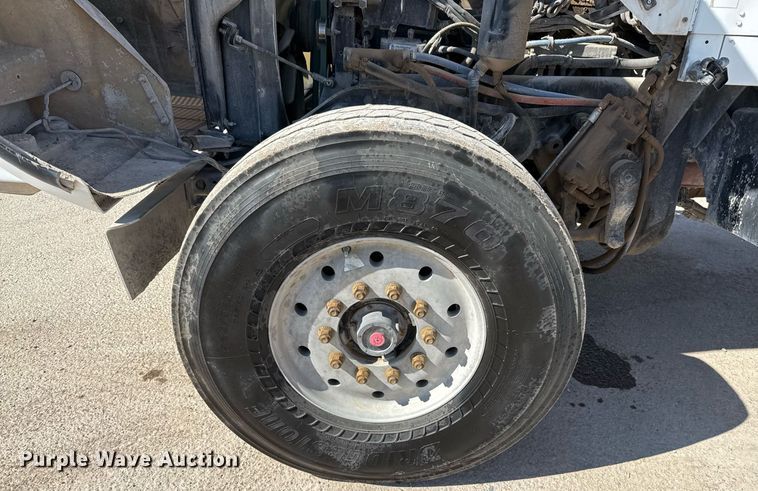 image for item DO2512 2006 Kenworth W900 ready mix truck