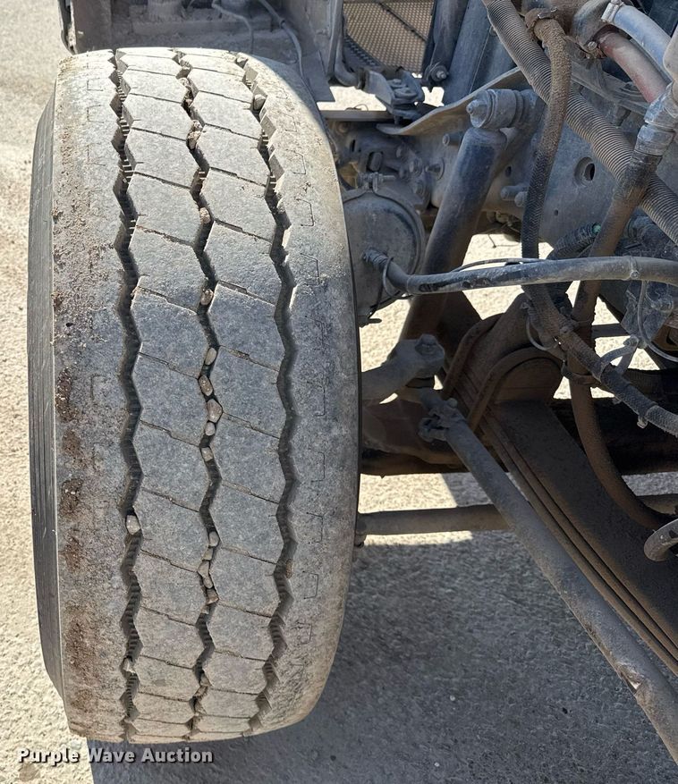 image for item DO2512 2006 Kenworth W900 ready mix truck