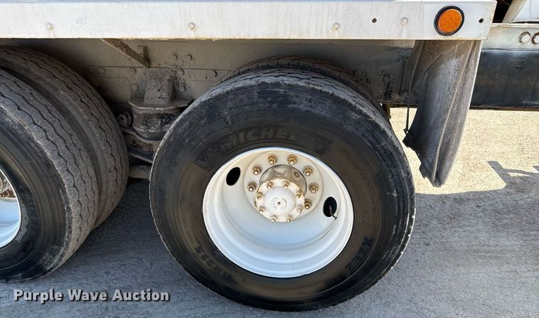 image for item DO2512 2006 Kenworth W900 ready mix truck