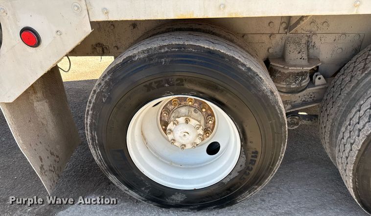 image for item DO2512 2006 Kenworth W900 ready mix truck