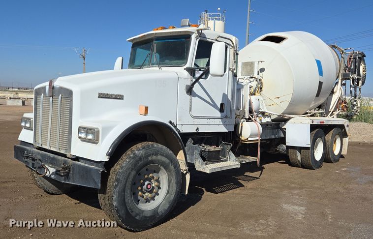 image for item DO2513 2006 Kenworth W900 ready mix truck