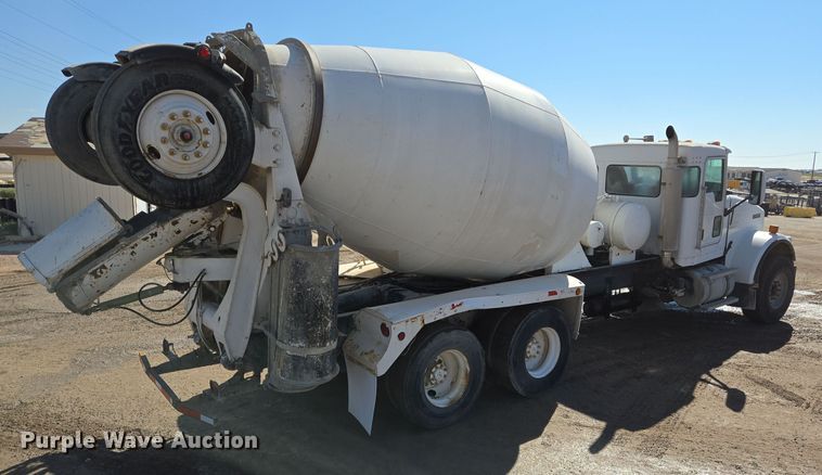 image for item DO2513 2006 Kenworth W900 ready mix truck