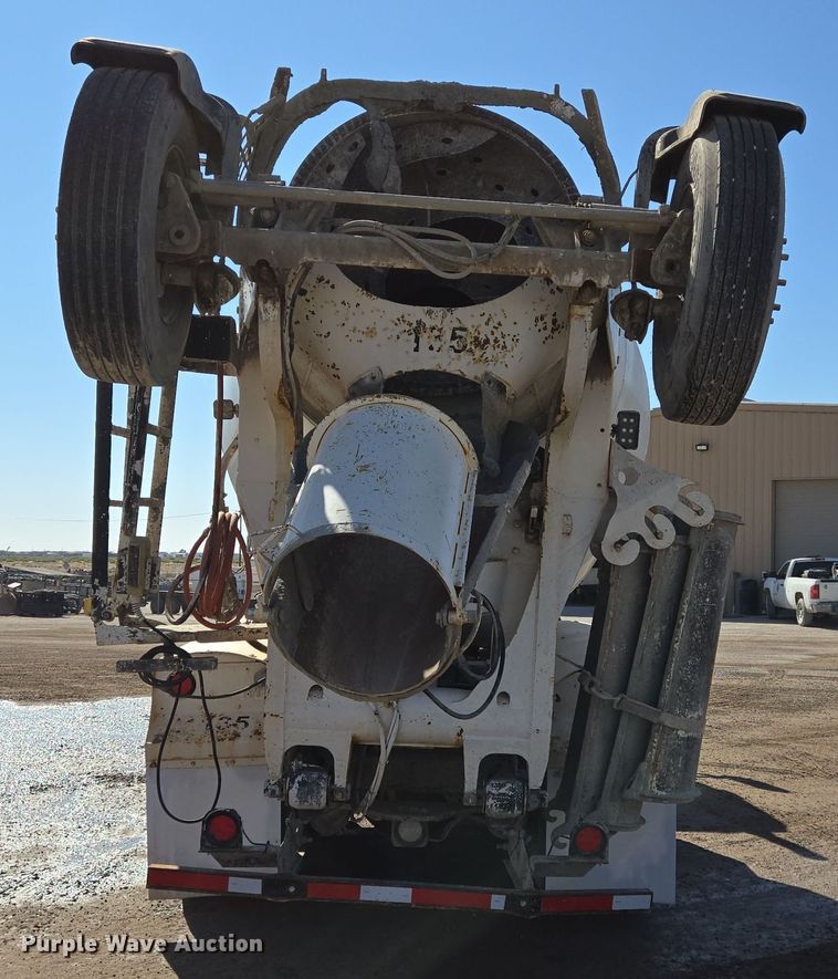 image for item DO2513 2006 Kenworth W900 ready mix truck