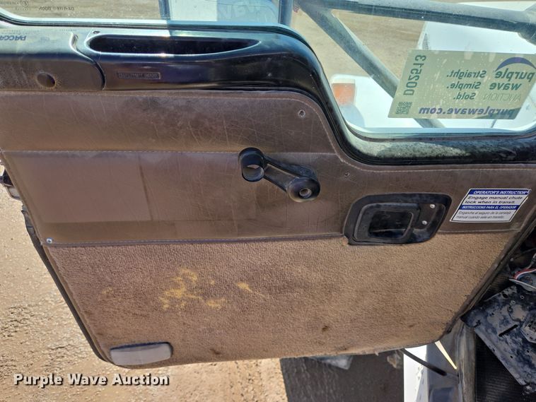 image for item DO2513 2006 Kenworth W900 ready mix truck