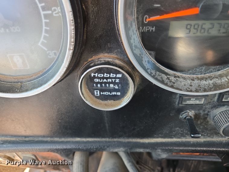 image for item DO2513 2006 Kenworth W900 ready mix truck