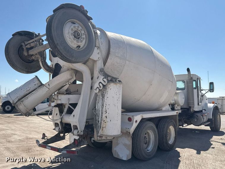 image for item DO2514 2006 Kenworth W900 ready mix truck