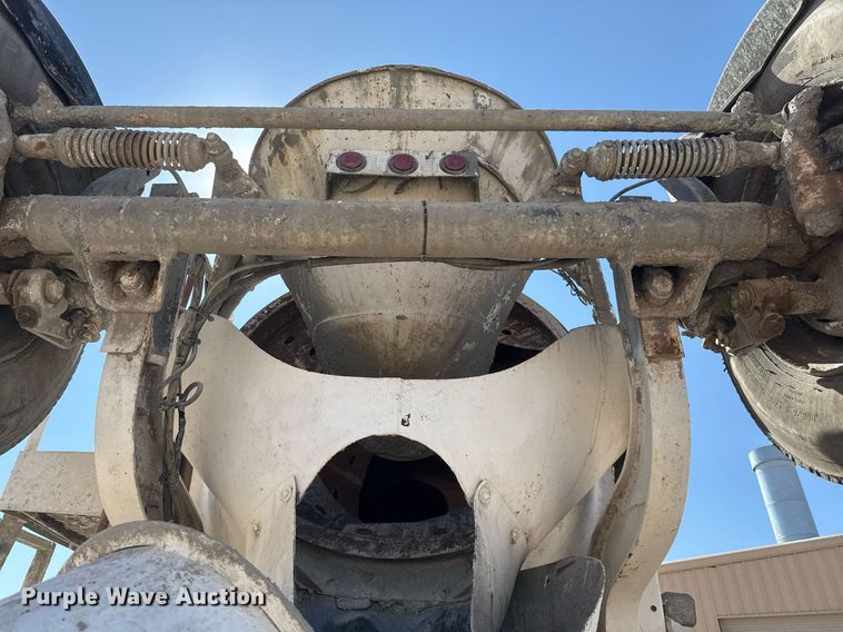 image for item DO2514 2006 Kenworth W900 ready mix truck